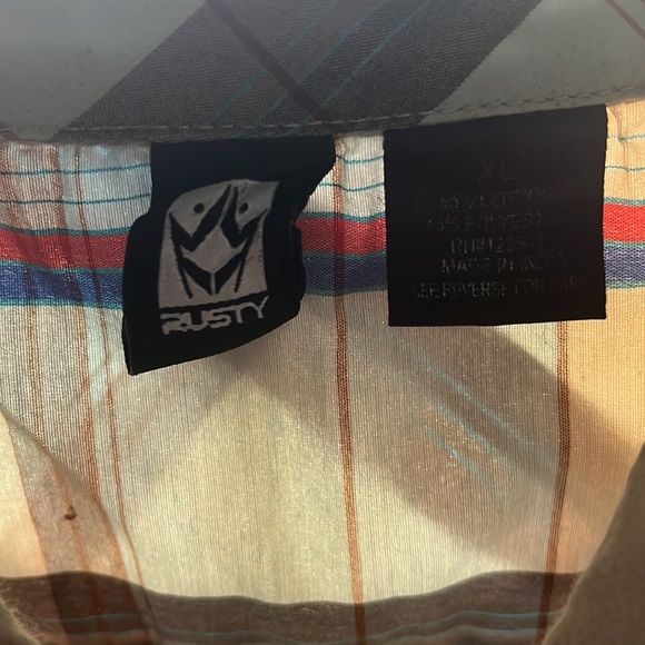 Rusty surf button up - Picture 2 of 3